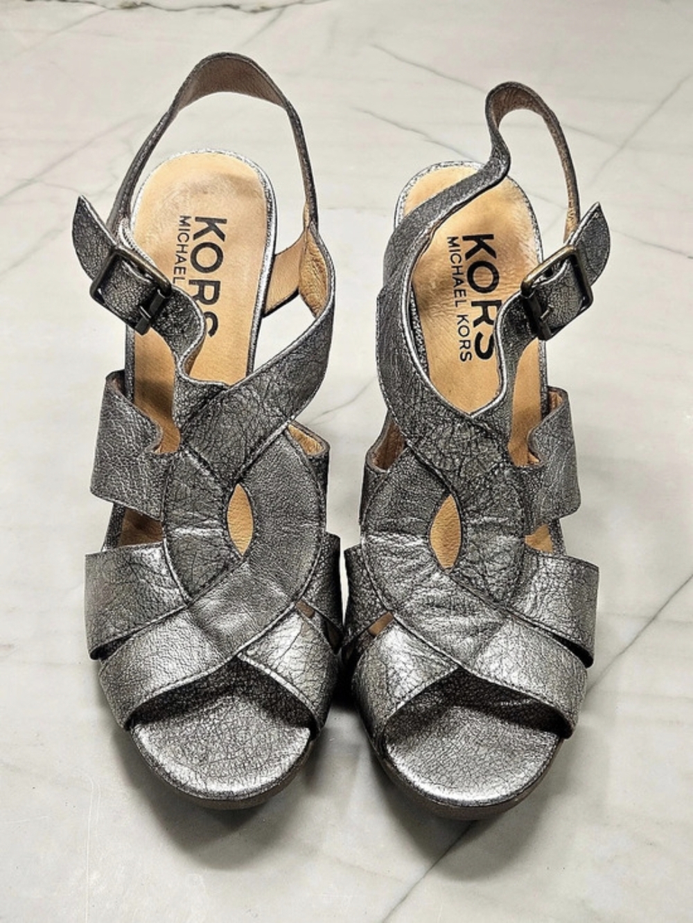 Michael Kors Niki Silver Metallic Platform Sandals 8.5